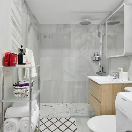 Moderno Duplex Con Vistas Al Mar En - Abejeras 409 * Estepona